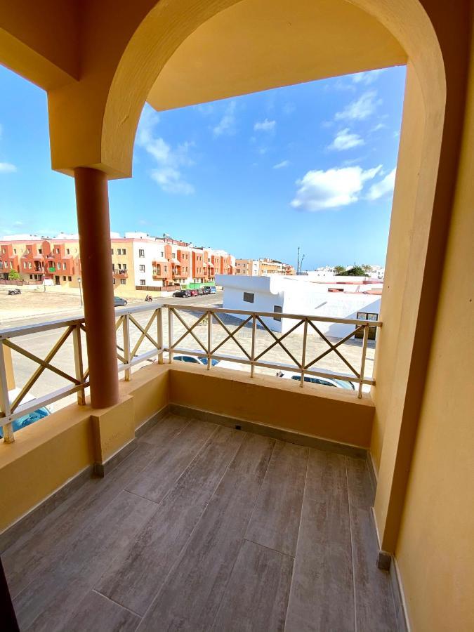 Modern Apartment With Sea Views In Κοραλέχο Εξωτερικό φωτογραφία