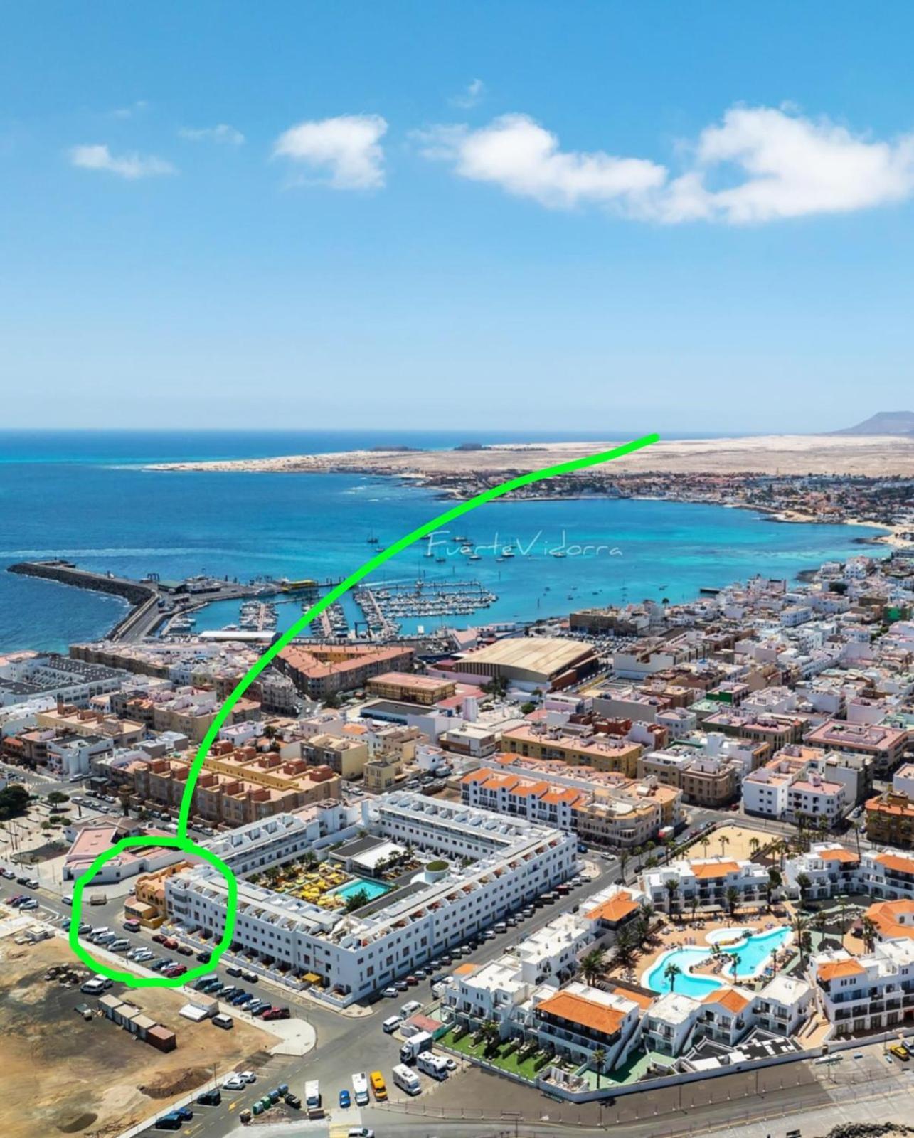 Modern Apartment With Sea Views In Κοραλέχο Εξωτερικό φωτογραφία